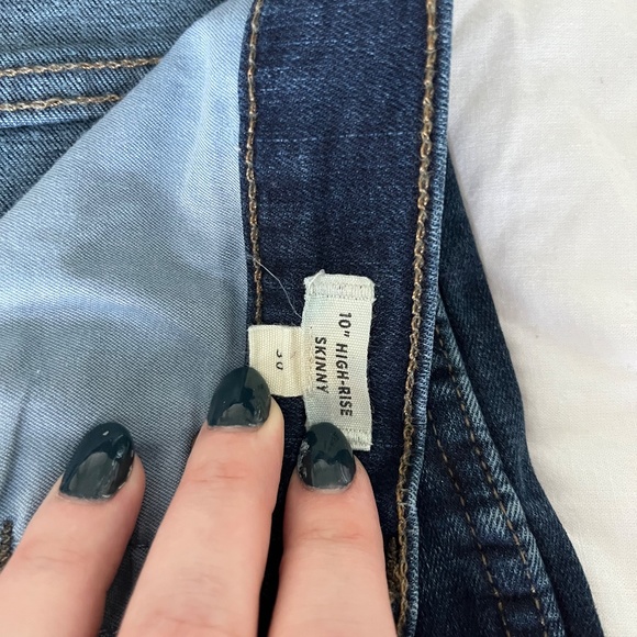 Madewell 10" High Rise Skinny Jeans - Picture 3 of 4